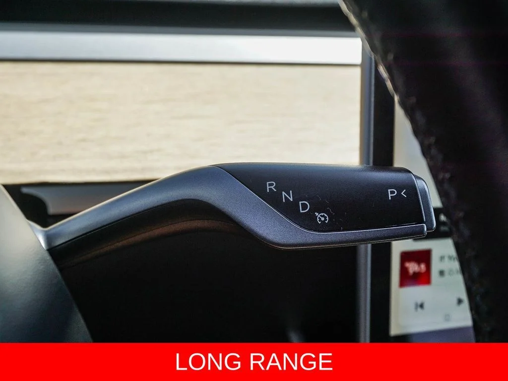 Used 2018  Tesla Long Range image 21