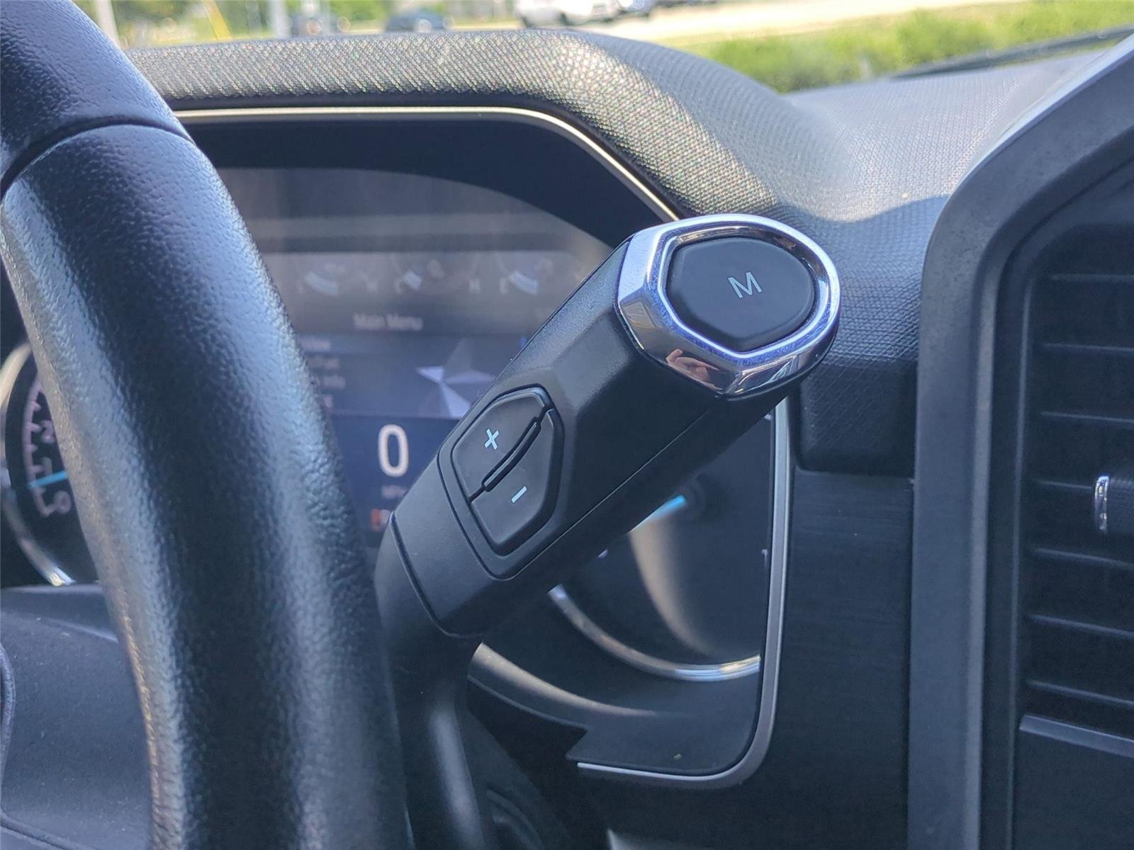 Used 2021 Antimatter Blue Ford XLT image 29