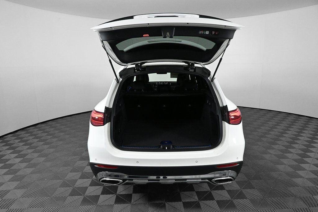 2025 Mercedes-Benz GLC Base - Photo 26