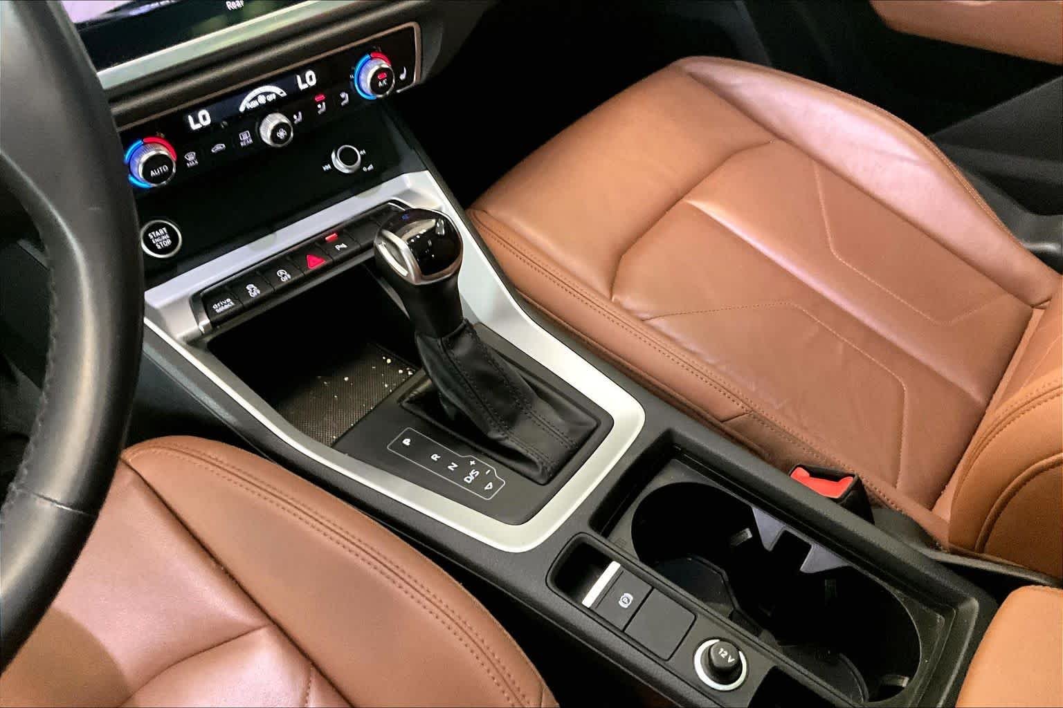 Used 2022 Mythos Black Metallic Audi Premium image 15
