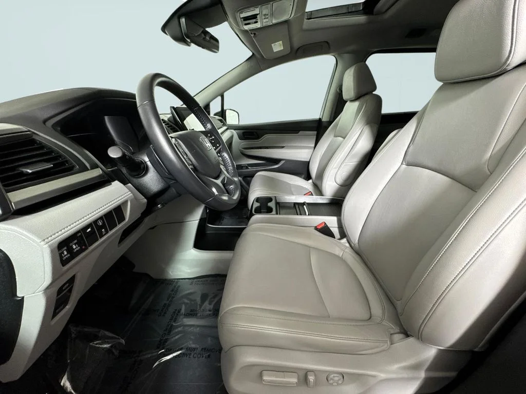 2023 Honda Odyssey EX-L - Photo 6
