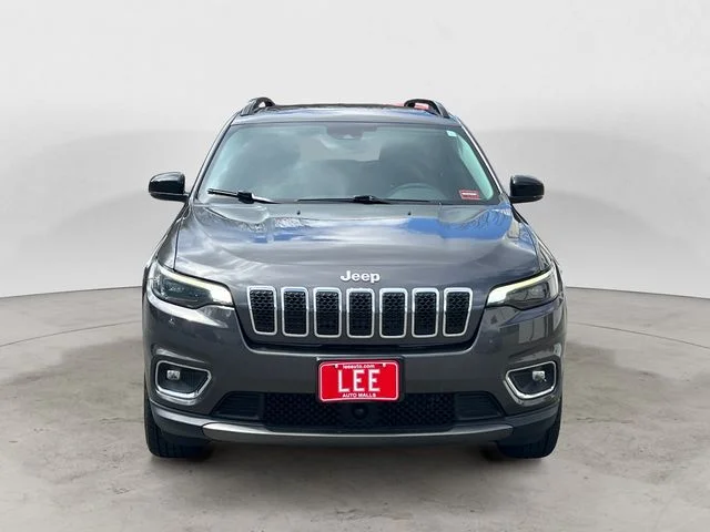 Used 2022 Granite Crystal Metallic Clearcoat Jeep Limited image 8