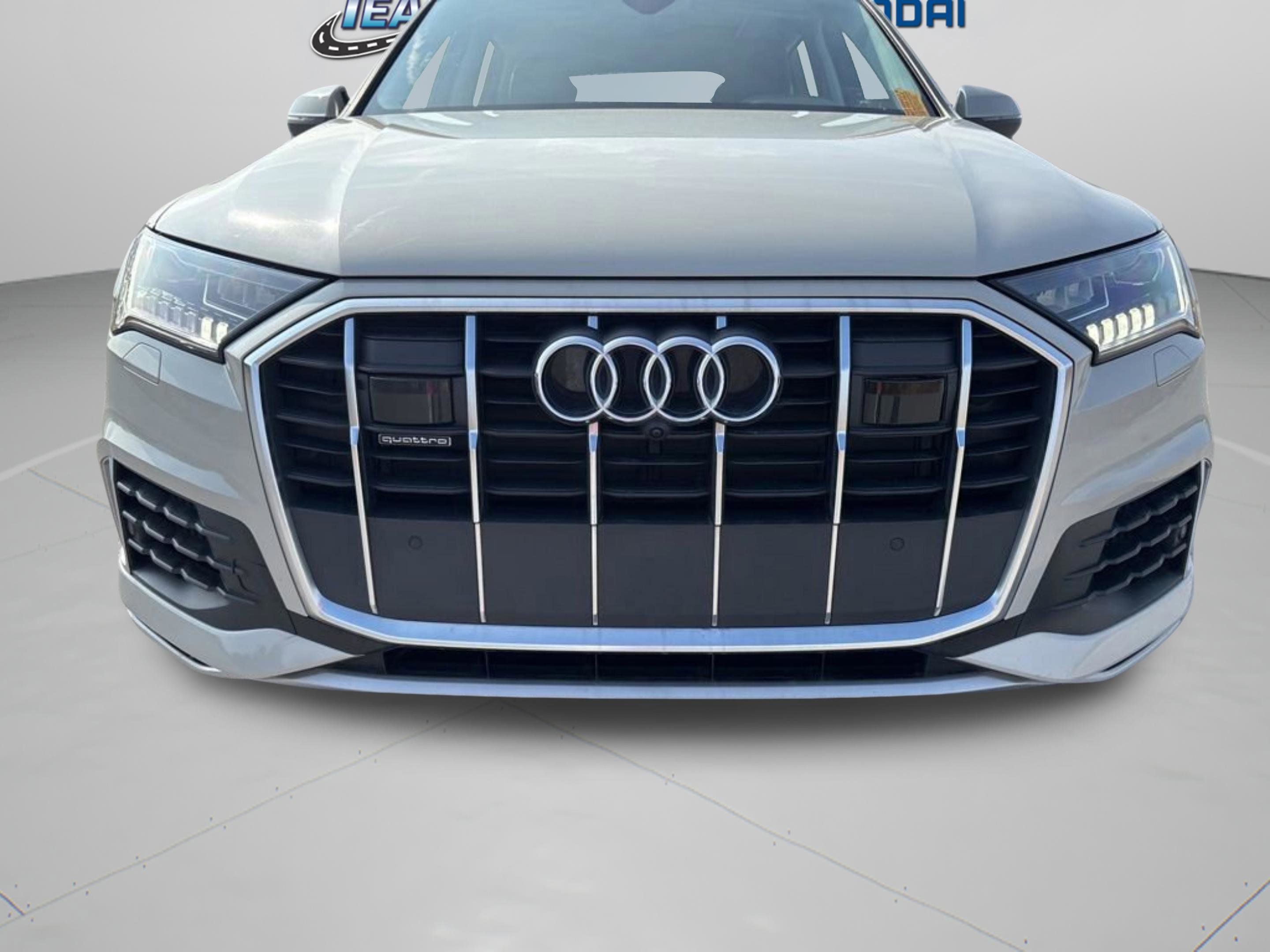 Used 2024 Vicuna Beige Metallic Audi Premium Plus image 36