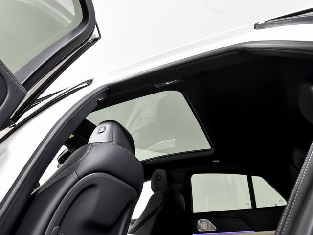New 2026 Polar White Mercedes-Benz GLE 53 AMG® image 85