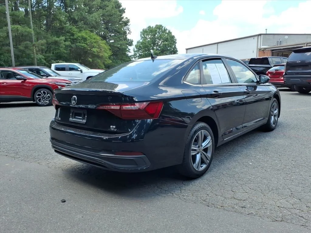 Used 2024  Volkswagen 1.5T SE image 31