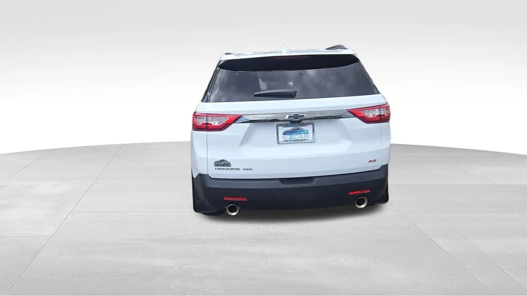Used 2019 White Chevrolet RS image 7