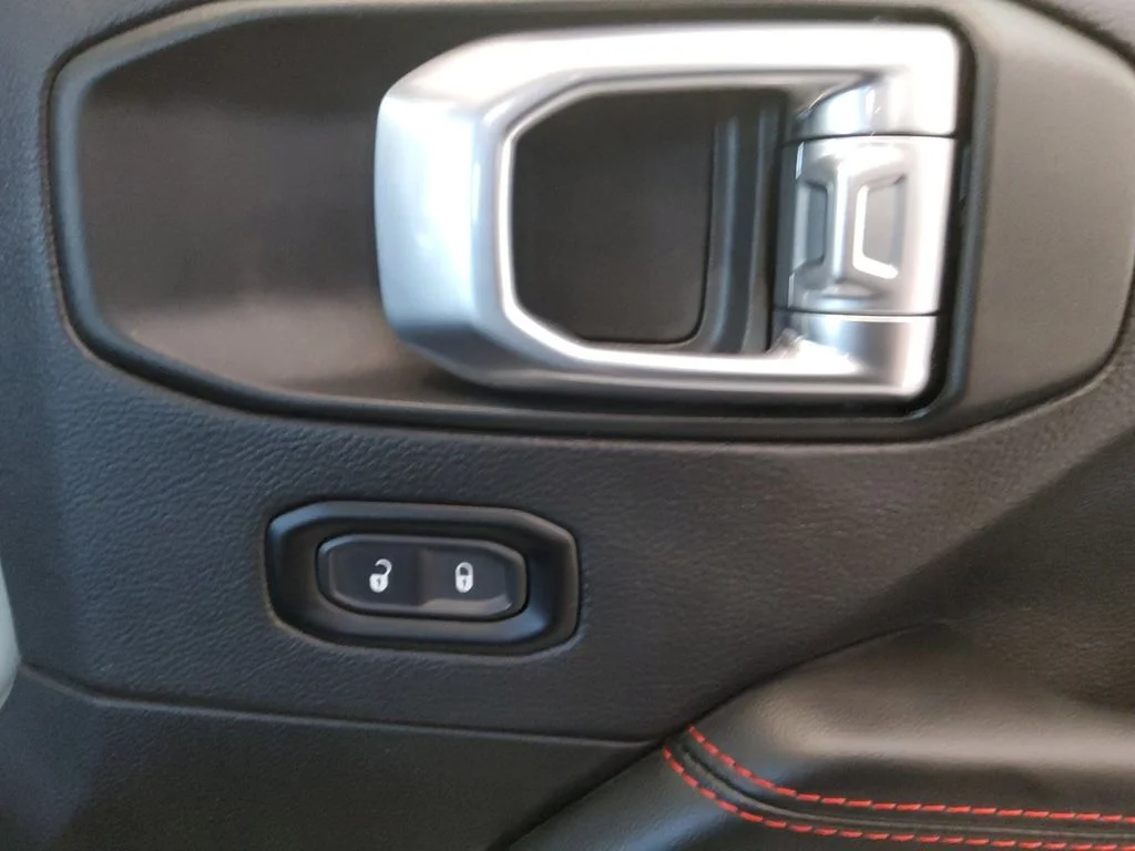 Used 2024 Gray Jeep Rubicon X image 15