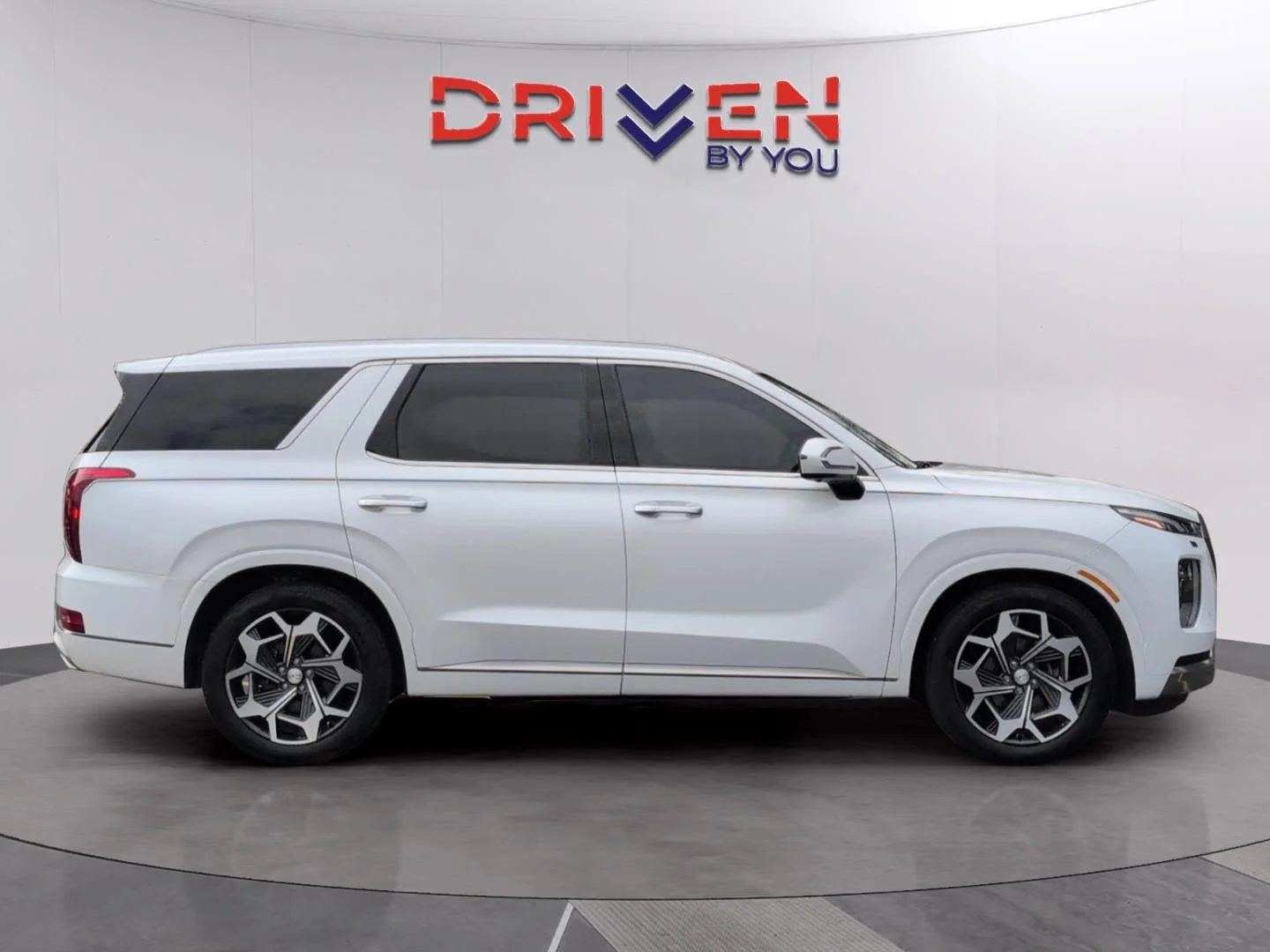 Used 2022 Hyper White Hyundai Calligraphy image 6