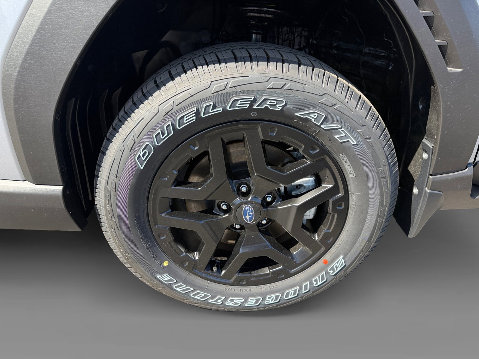 New 2026 Ice Silver Metallic Subaru Wilderness image 9