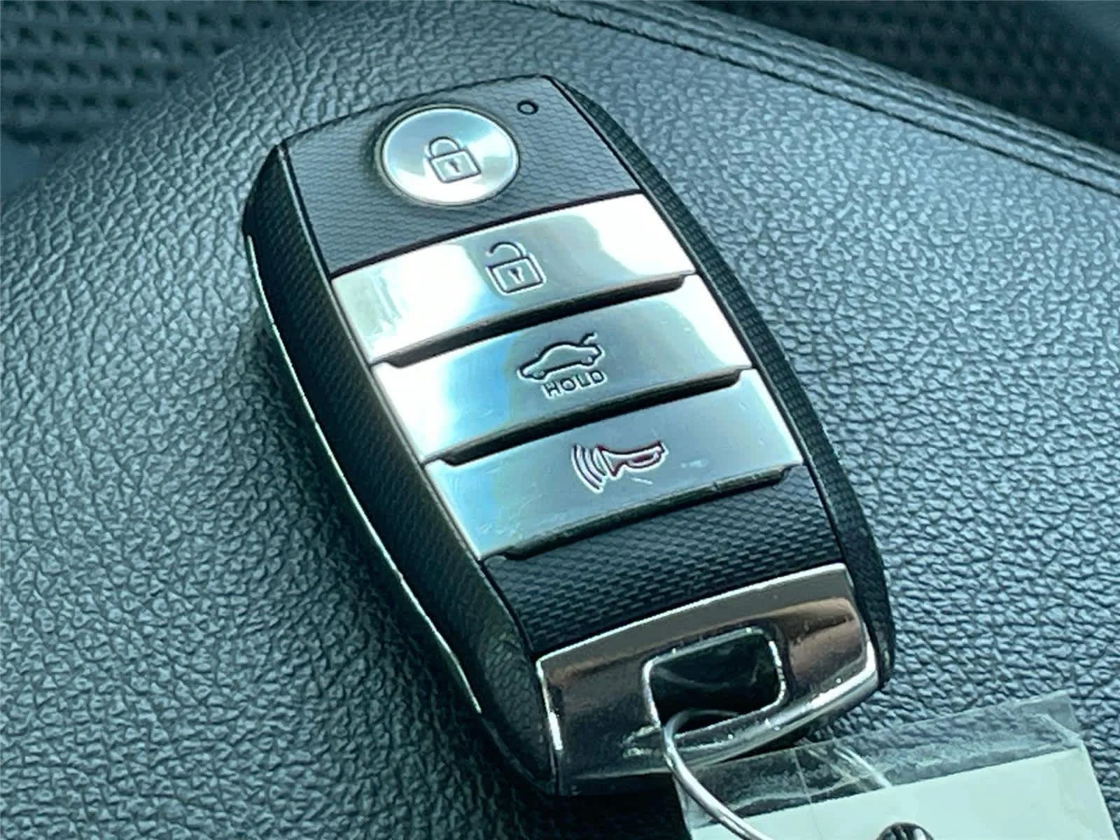 Used 2019 Platinum Graphite Kia S image 30