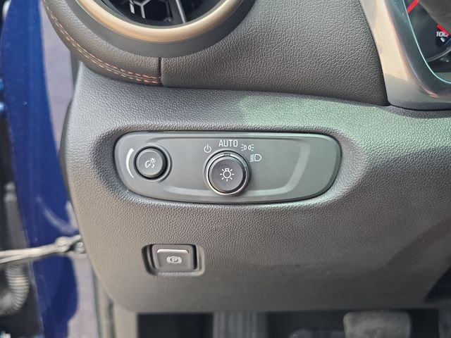Used 2023 Blue Chevrolet Premier image 20