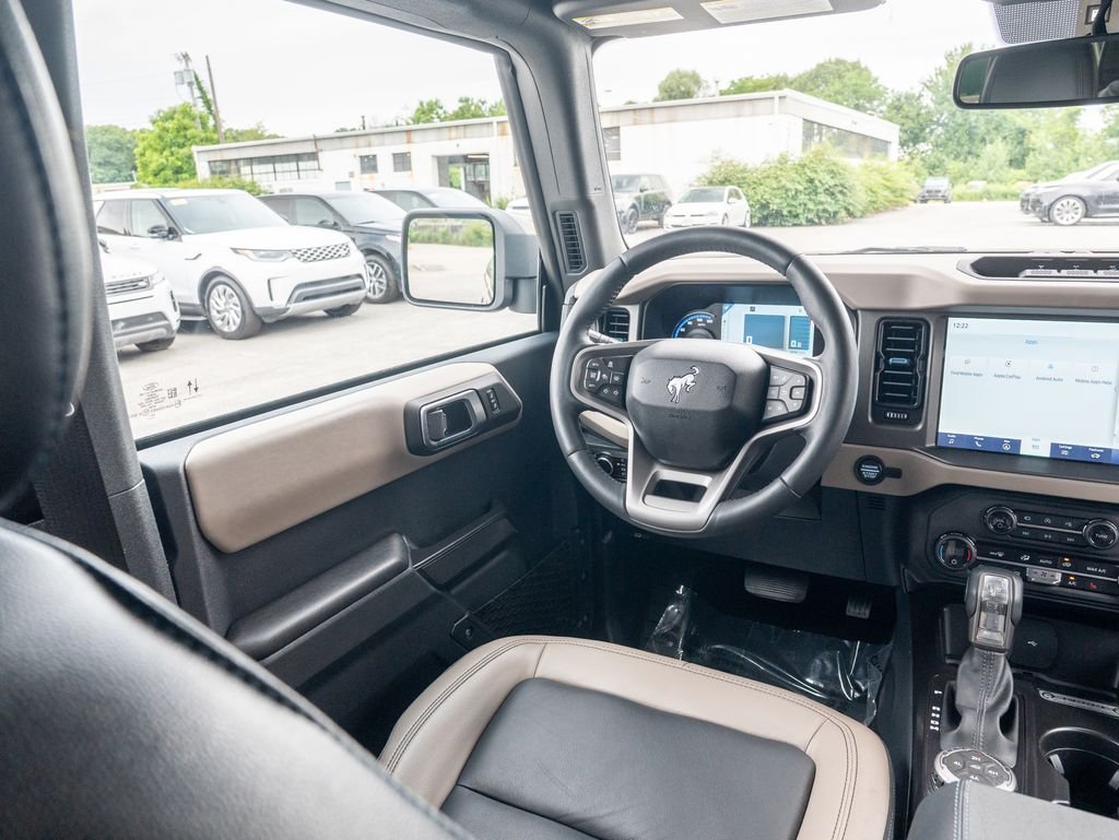 Used 2024 Gray Ford Wildtrak image 18