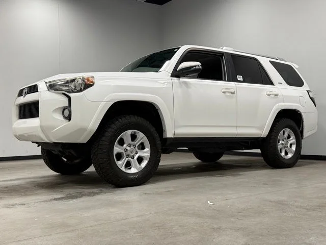 Used 2015 White Toyota SR5 Premium image 5