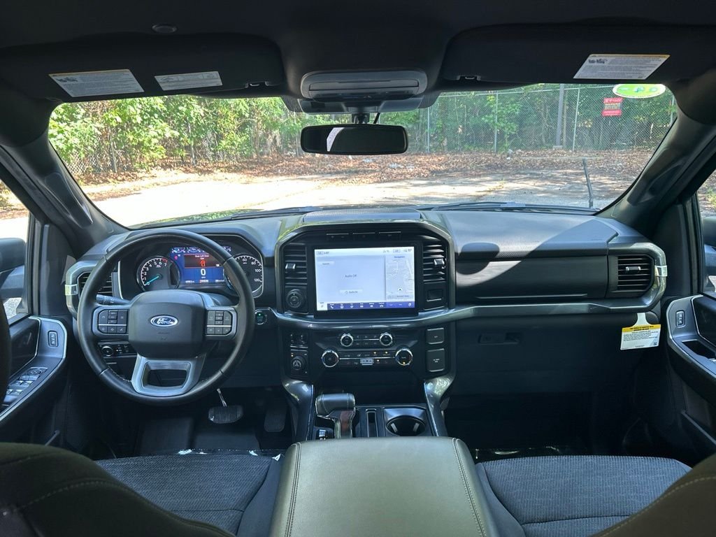 Used 2023 Gray Ford XLT image 29