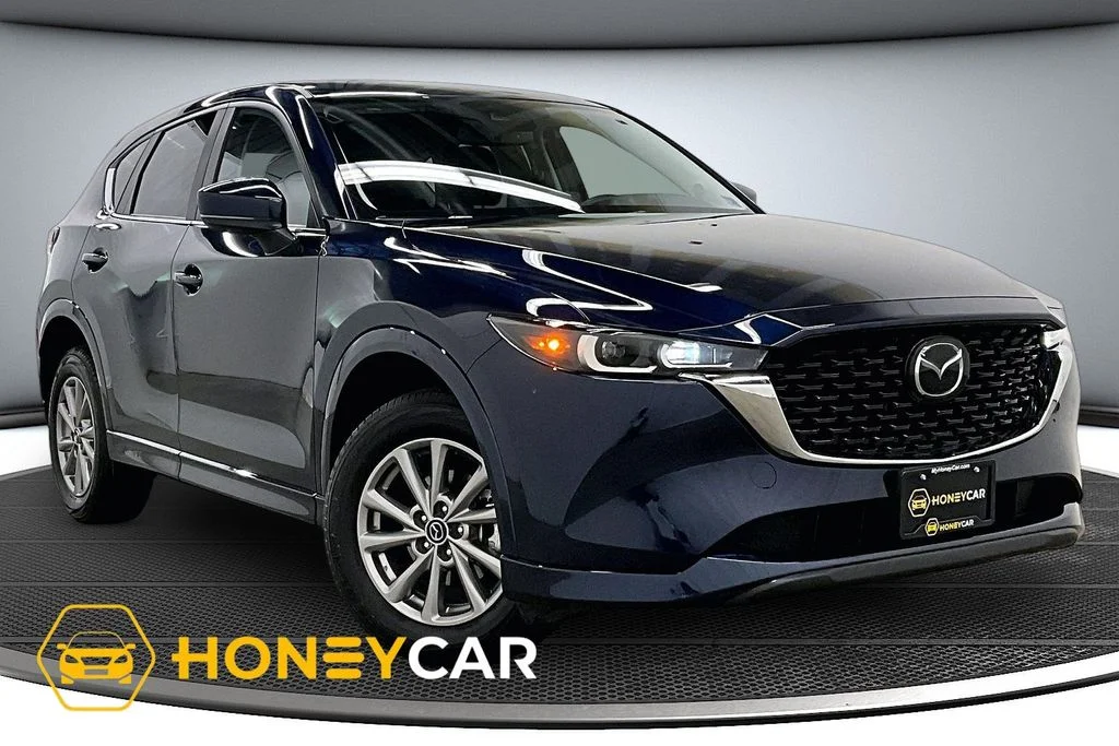 2025 Mazda CX-5 S Preferred package Auto AWD's photo