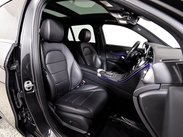 Certified Used 2022  Mercedes-Benz GLC 300 image 35