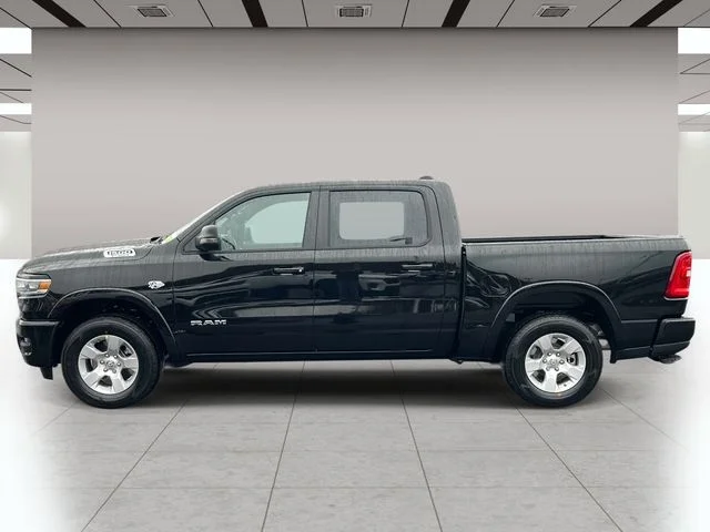 New 2026 Diamond Black Crystal Pearl-Coat Exterior Paint RAM Big Horn/Lone Star image 7