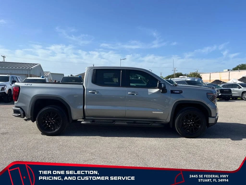 New 2026 Sterling Metallic GMC Elevation image 8
