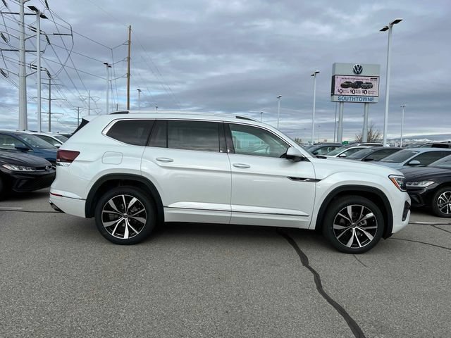 New 2026 Opal White Volkswagen 2.0T SEL Premium R-Line image 2