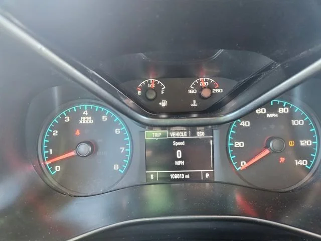 Used 2022 Summit White GMC Elevation image 15