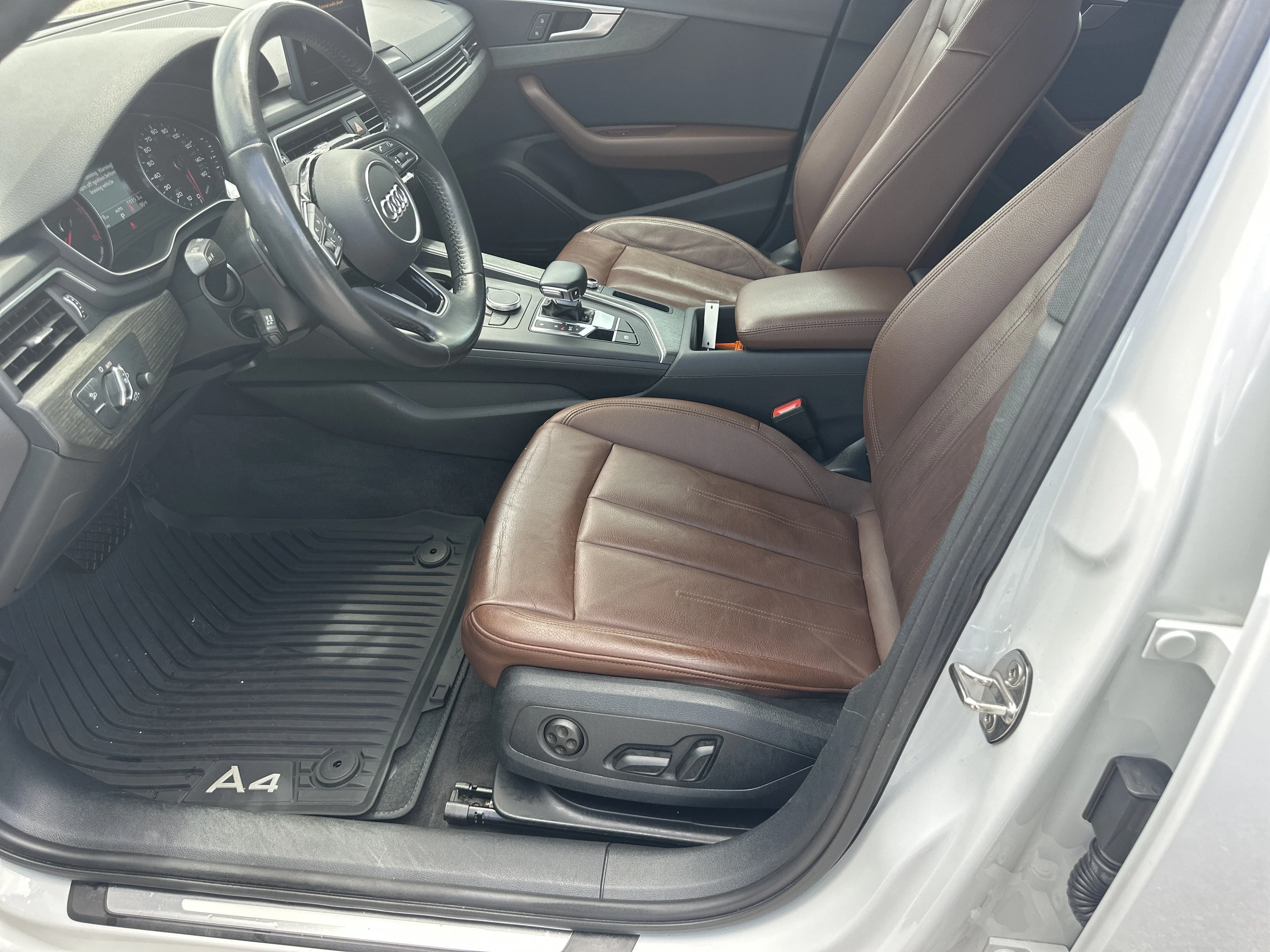 Used 2019 WHITE Audi 2.0T Premium image 9