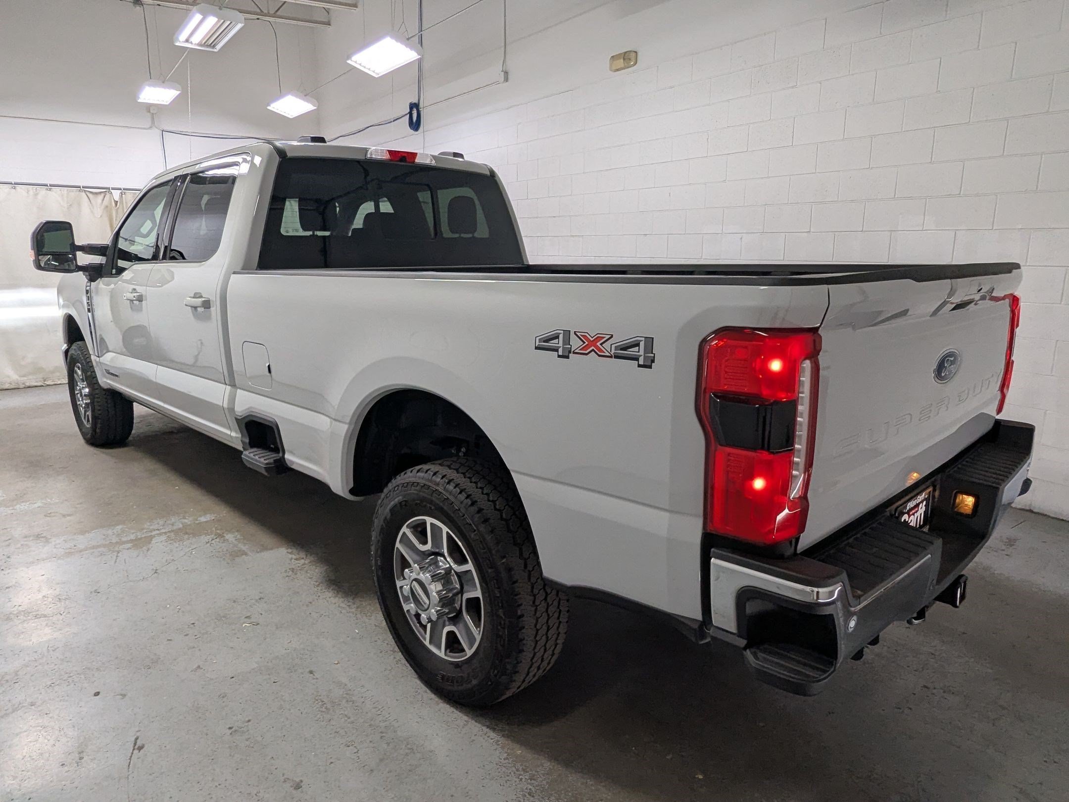 Used 2026 Avalanche Ford LARIAT image 7