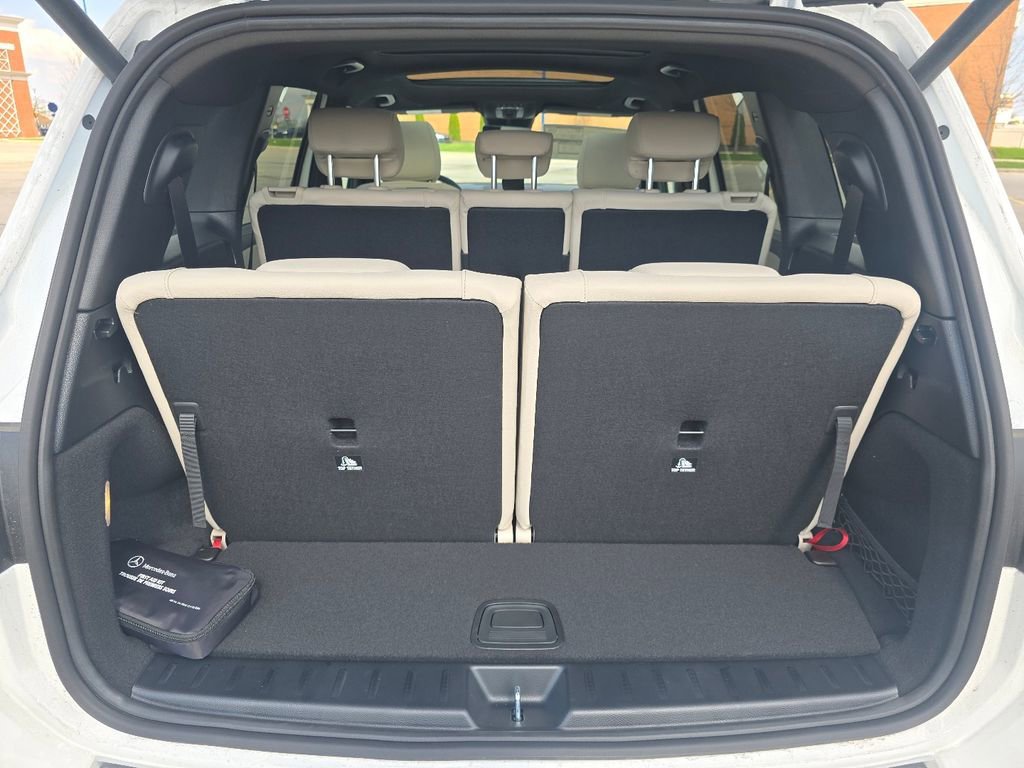 New 2026 Polar White Mercedes-Benz GLB 250 image 55