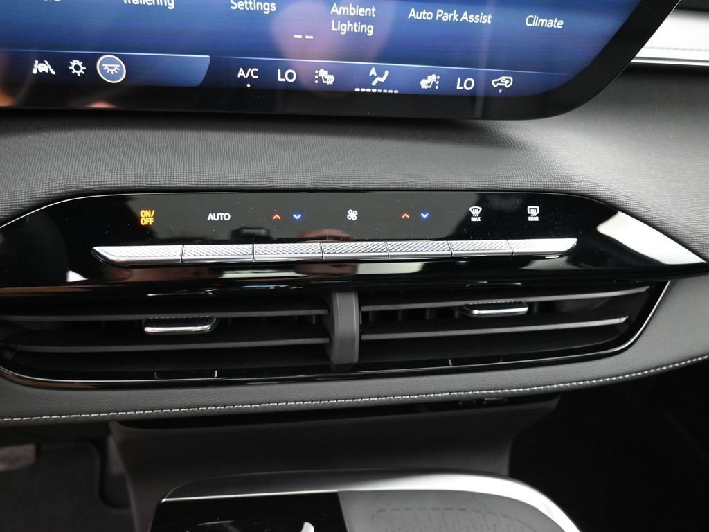 2026 Buick Enclave Sport Touring - Photo 18