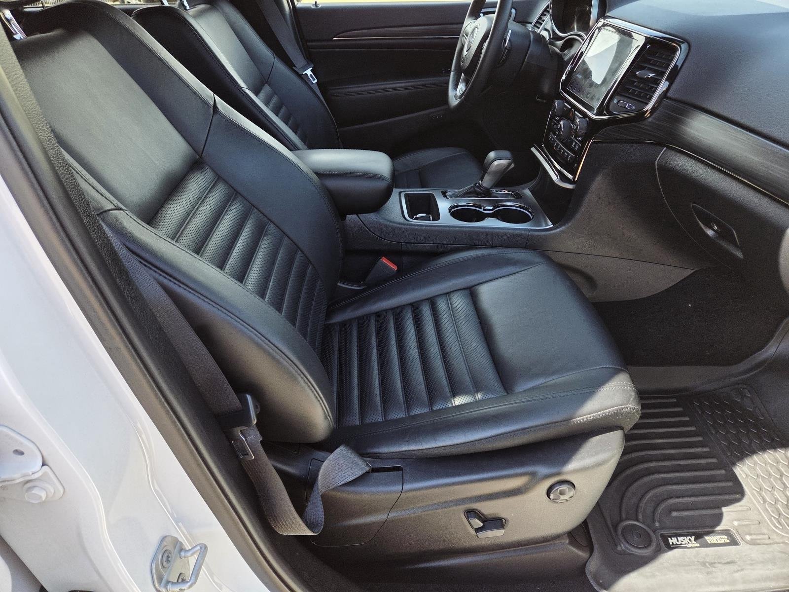 Used 2019 Bright White Clearcoat Jeep Limited X image 39