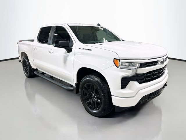New 2026 Summit White Chevrolet RST image 5