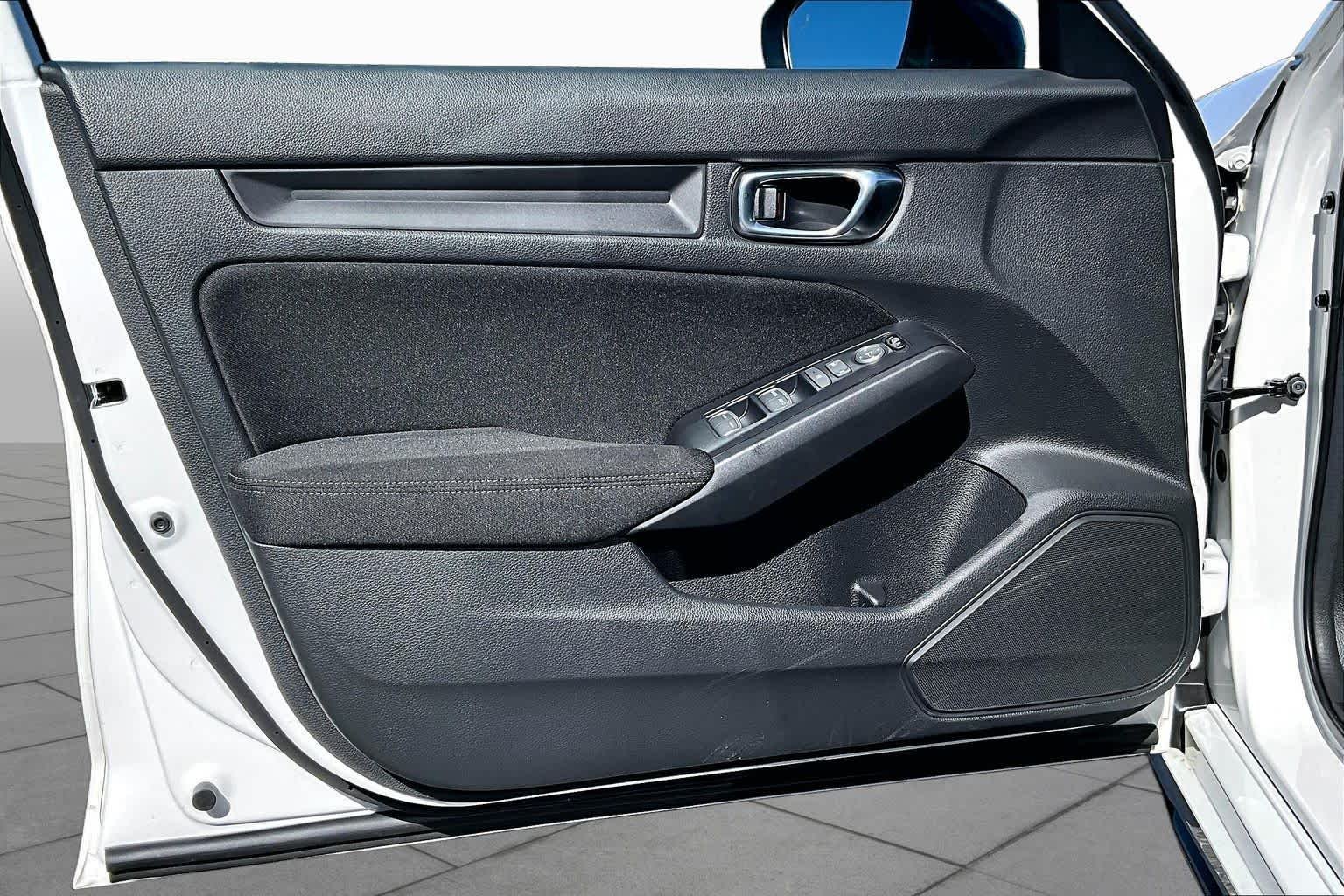 2026 Honda Civic Hatchback Sport - Photo 22