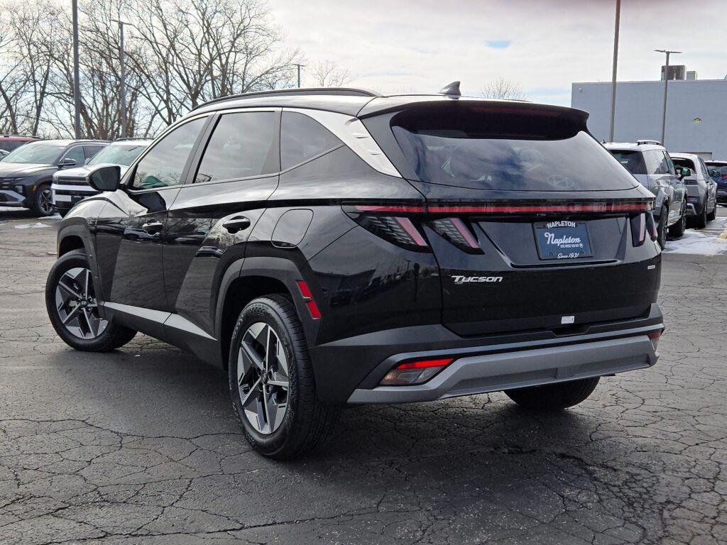 New 2025 Black Hyundai SEL Convenience AWD image 16