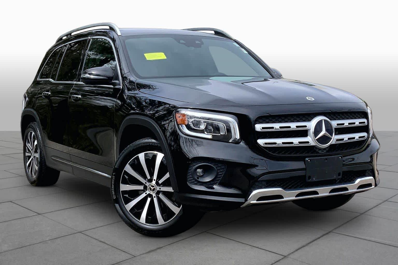 Used 2022 Night Black Mercedes-Benz GLB 250 image 3