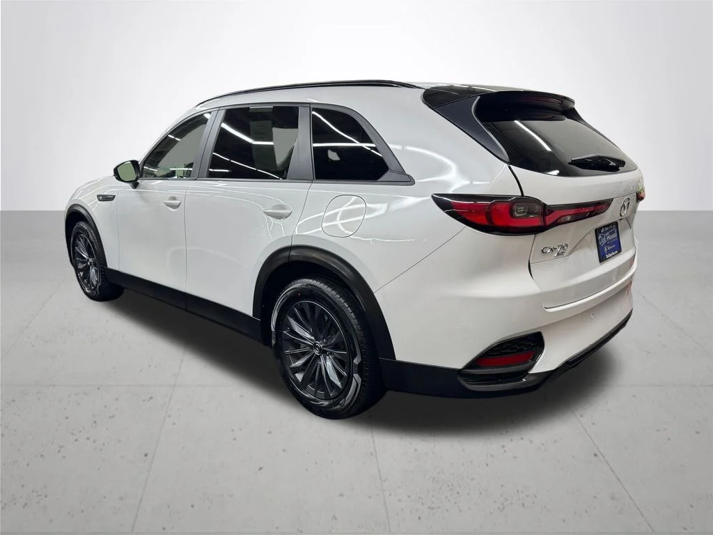 Used 2025 White Mazda 3.3 Turbo Preferred 3.3 Turbo Preferred Package image 4