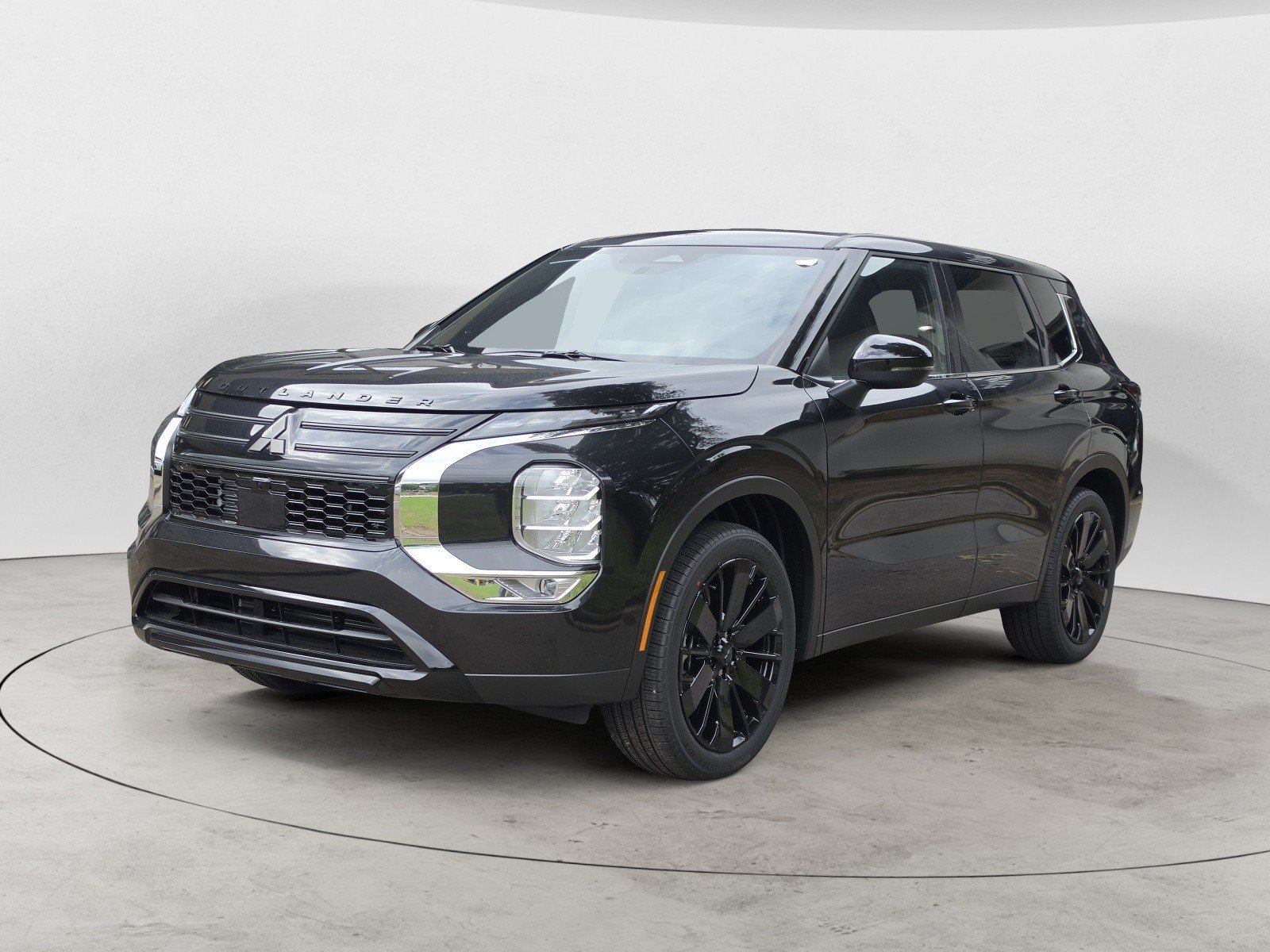 New 2026 Black Diamond Mitsubishi LE image 4