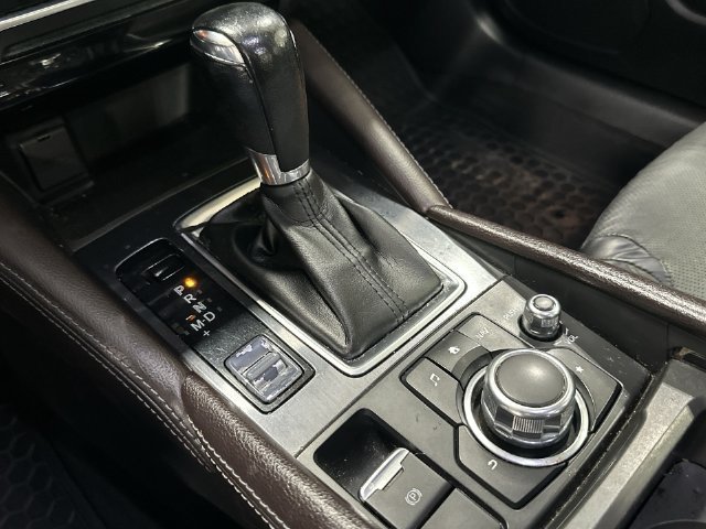 Used 2016 Gray Mazda i Grand Touring image 27