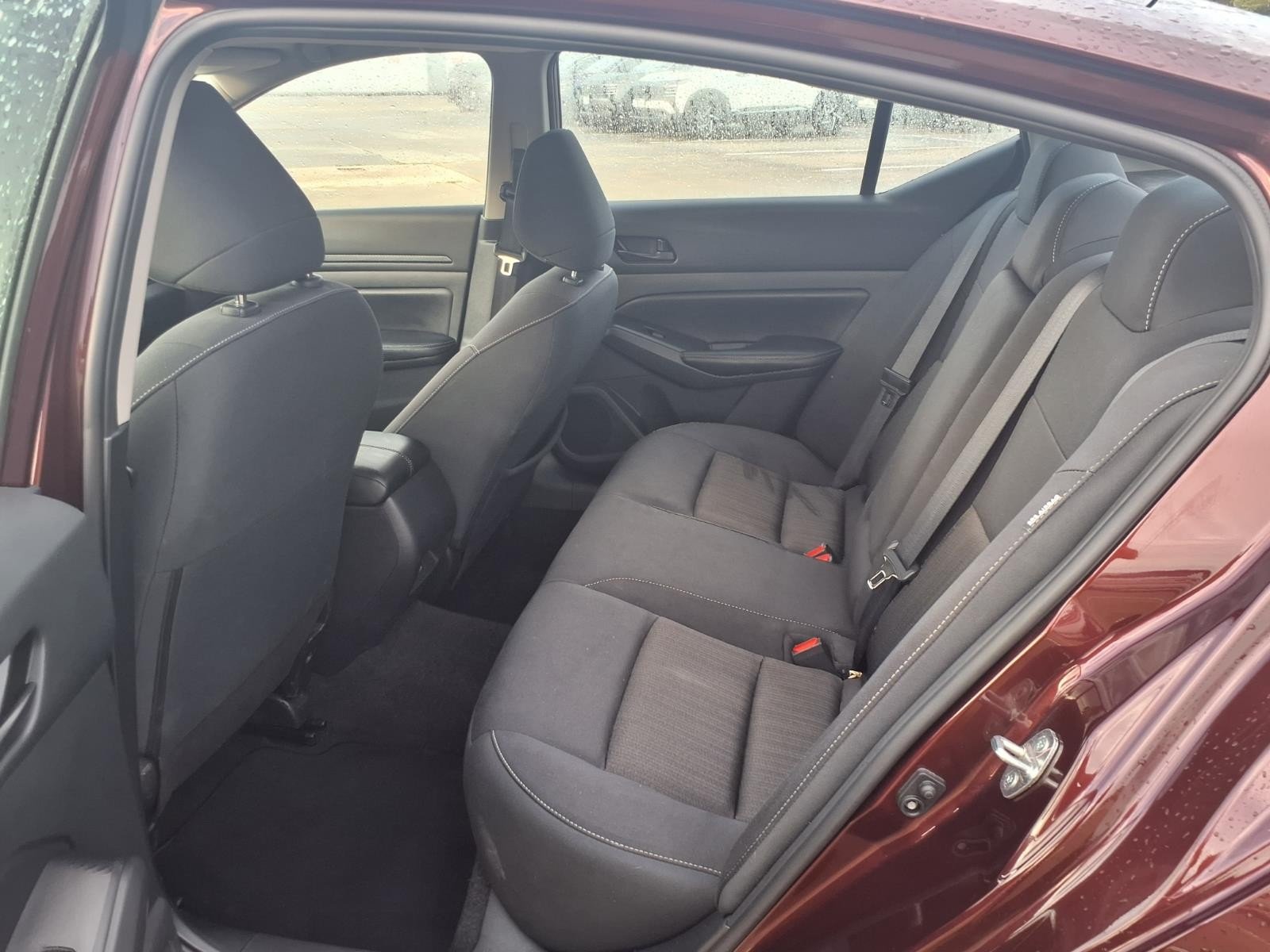 2025 Nissan Altima photo 12 of 25
