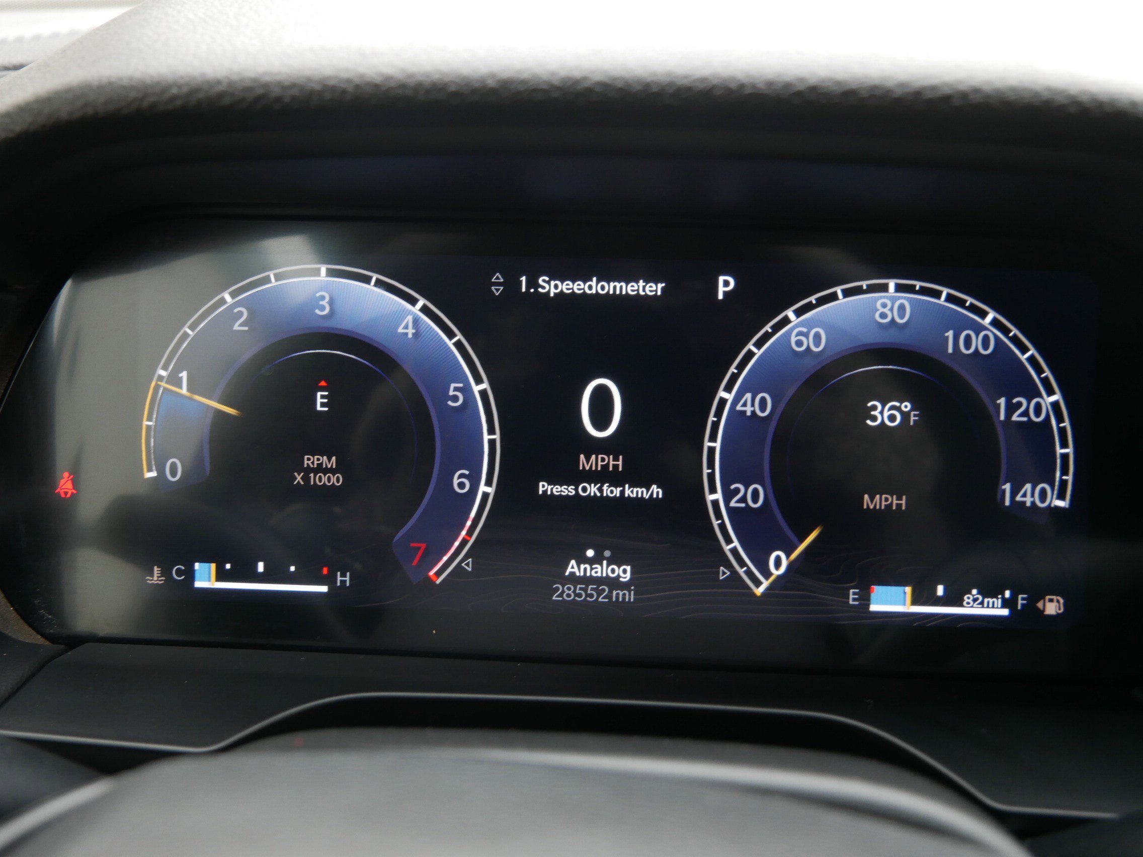 Used 2025 Diamond Black Crystal Pearlcoat Jeep Altitude image 21
