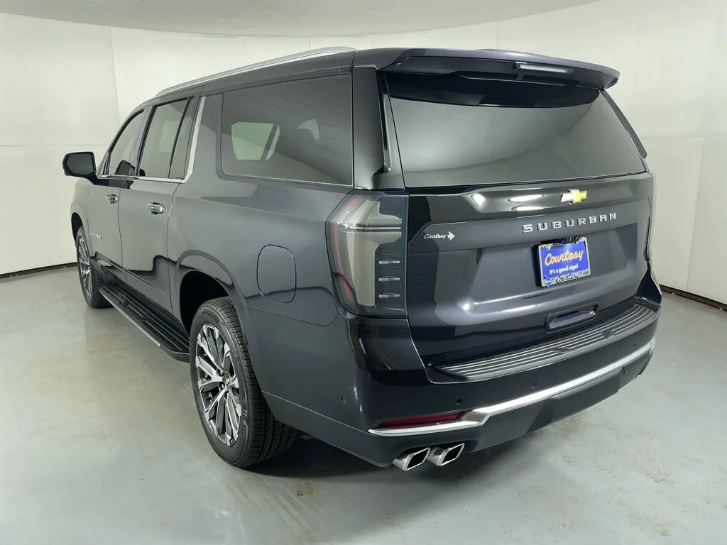 2026 Chevrolet Suburban High Country - Photo 7