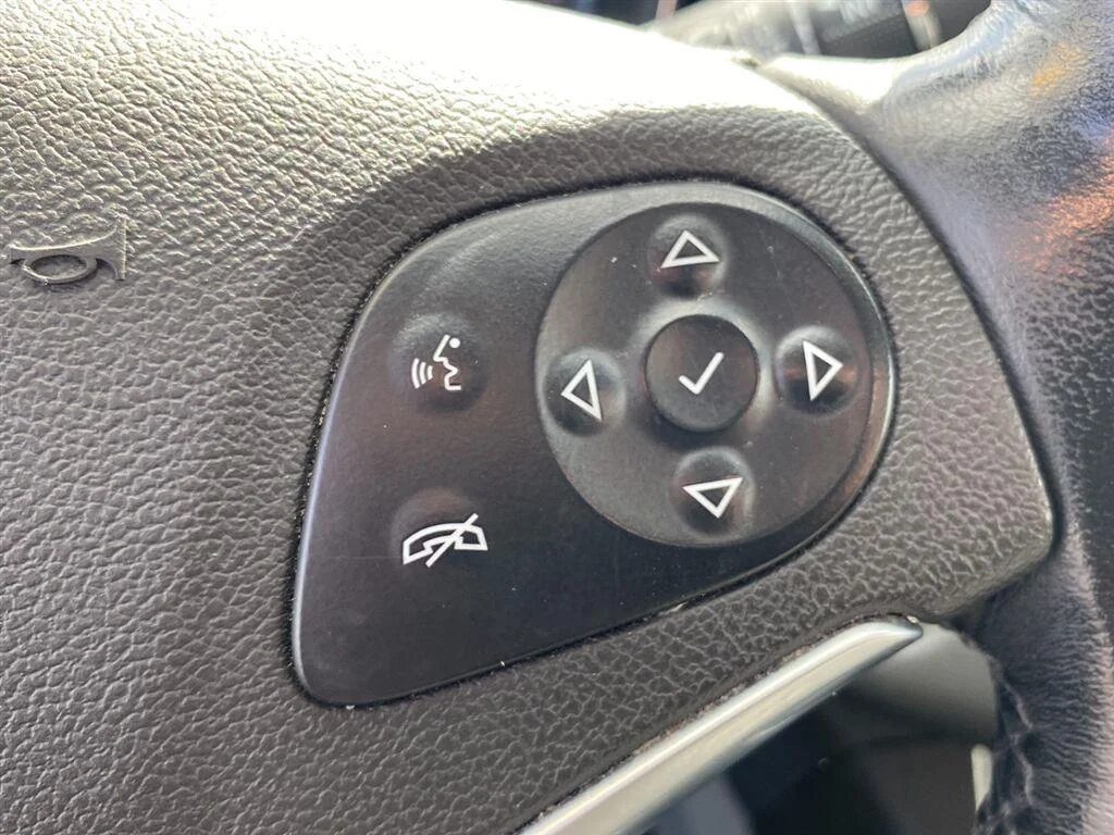 Used 2019 Pepperdust Metallic Chevrolet LT image 18