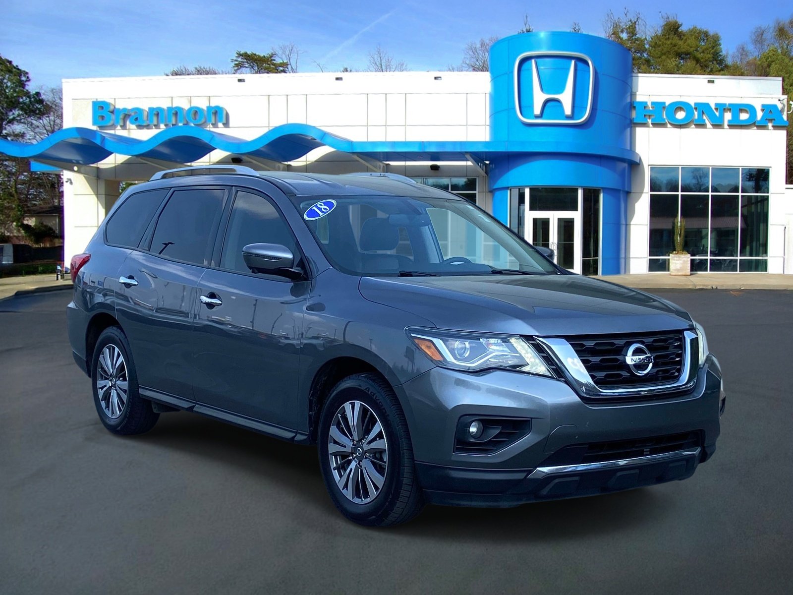 2018 Nissan Pathfinder SL