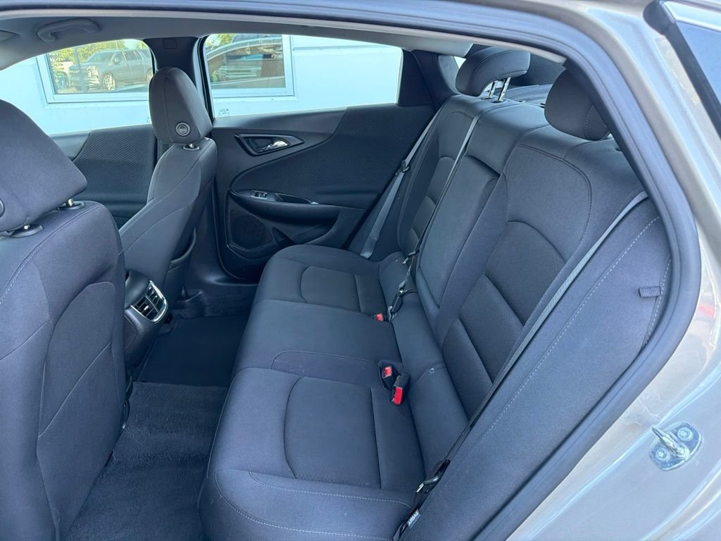 Used 2024 Mineral Gray Metallic Chevrolet 1LT image 23