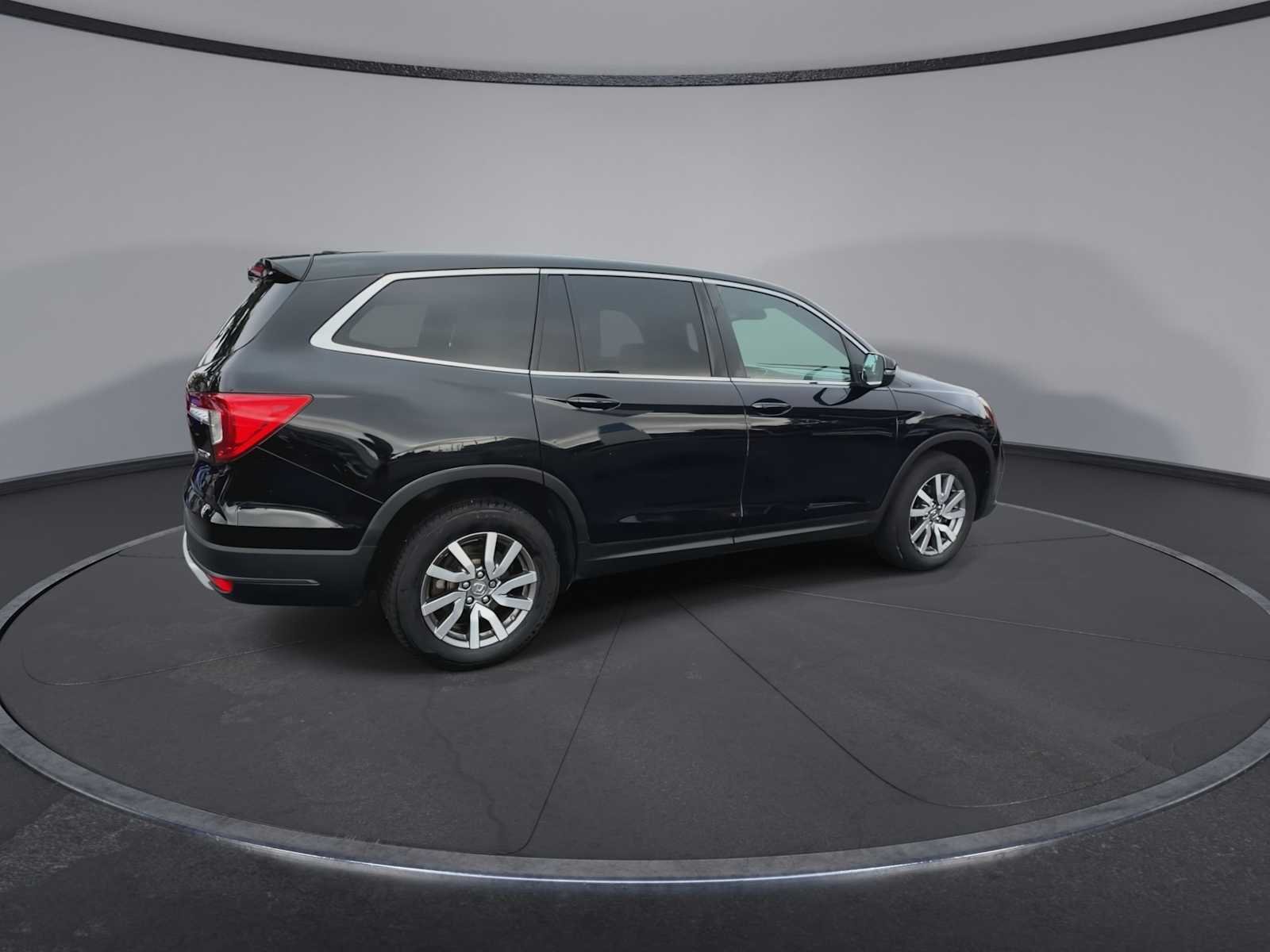 Used 2019 Crystal Black Pearl Honda EX-L image 8