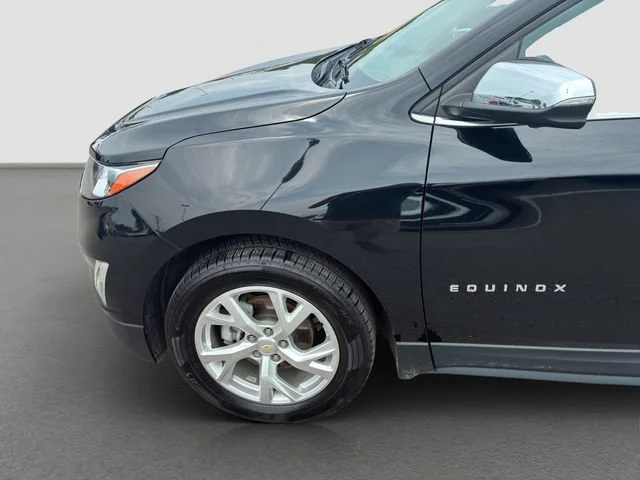 Certified Used 2020 MOSAIC BLACK METALLIC Chevrolet Premier image 10