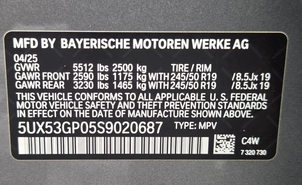 Used 2025 Skyscraper Gray Metallic BMW 30 xDrive image 33