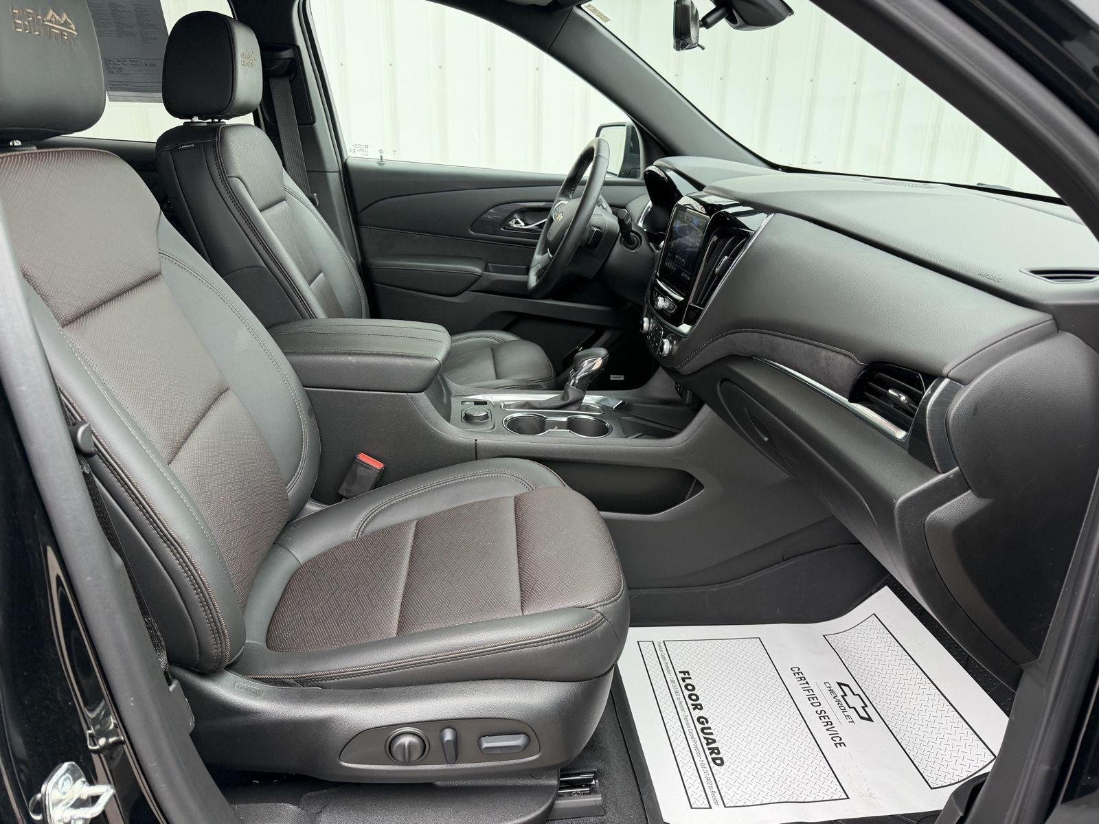 2023 Chevrolet Traverse High Country - Photo 25