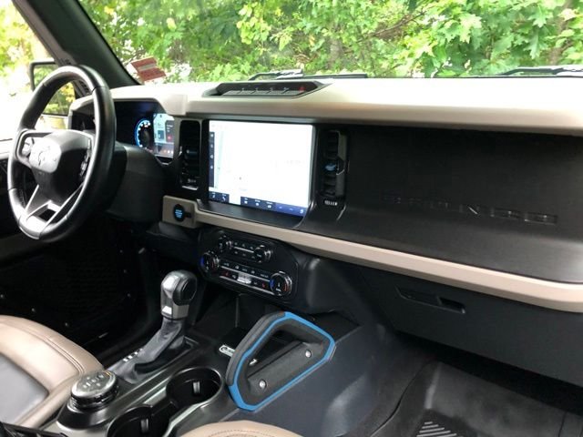 Used 2022 Oxford White Ford Wildtrak image 17