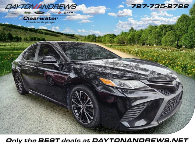 2020 Toyota Camry Hybrid SE
