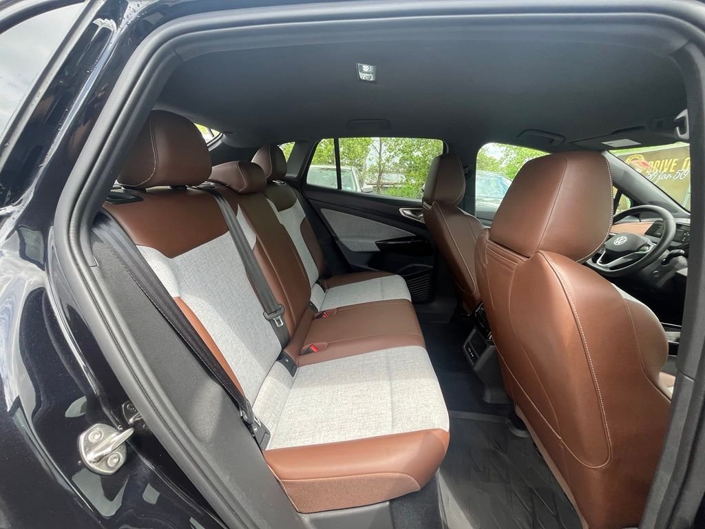 Certified Used 2023 Black Volkswagen Pro image 24