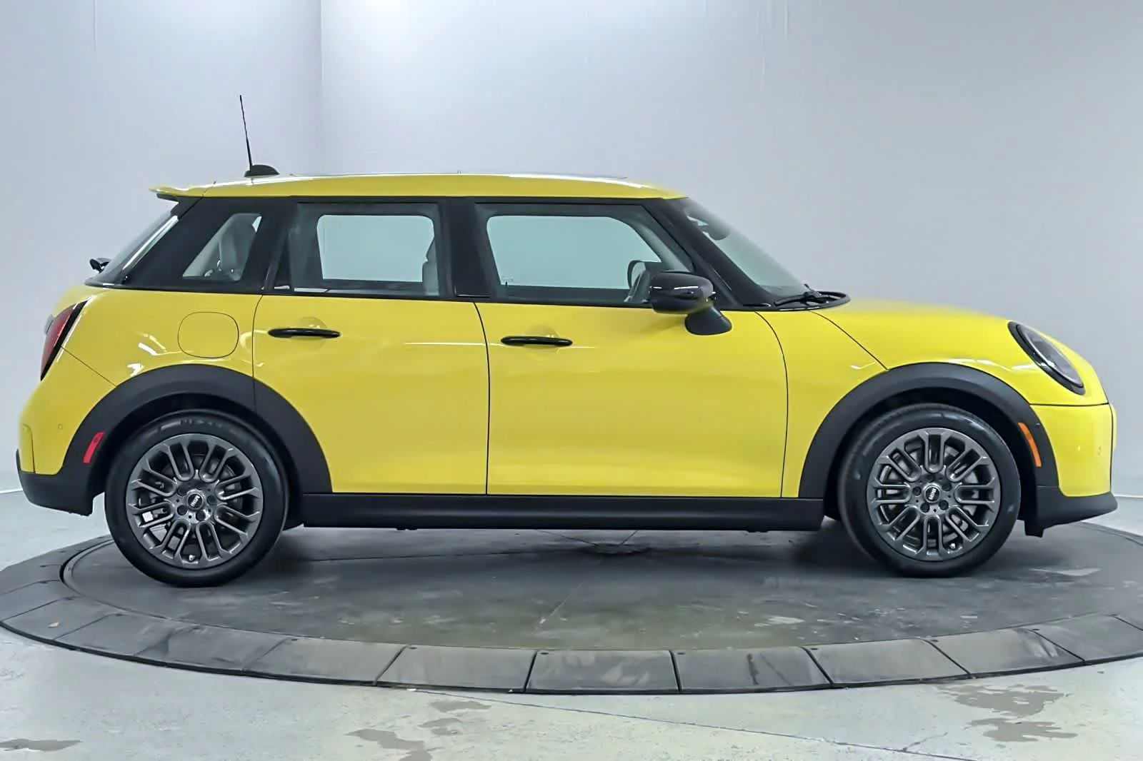 Used 2025 Sunny Side Yellow MINI Cooper S image 8